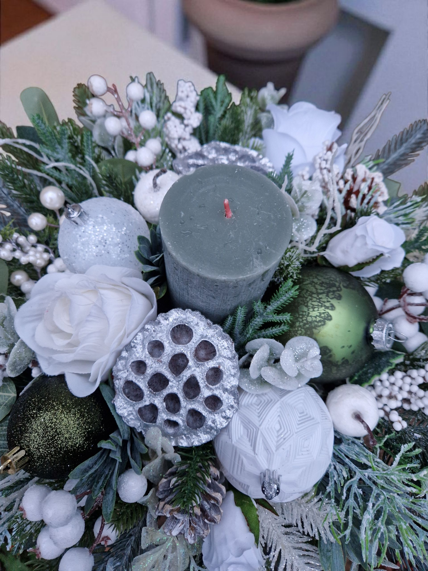 Christmas floral arrangement