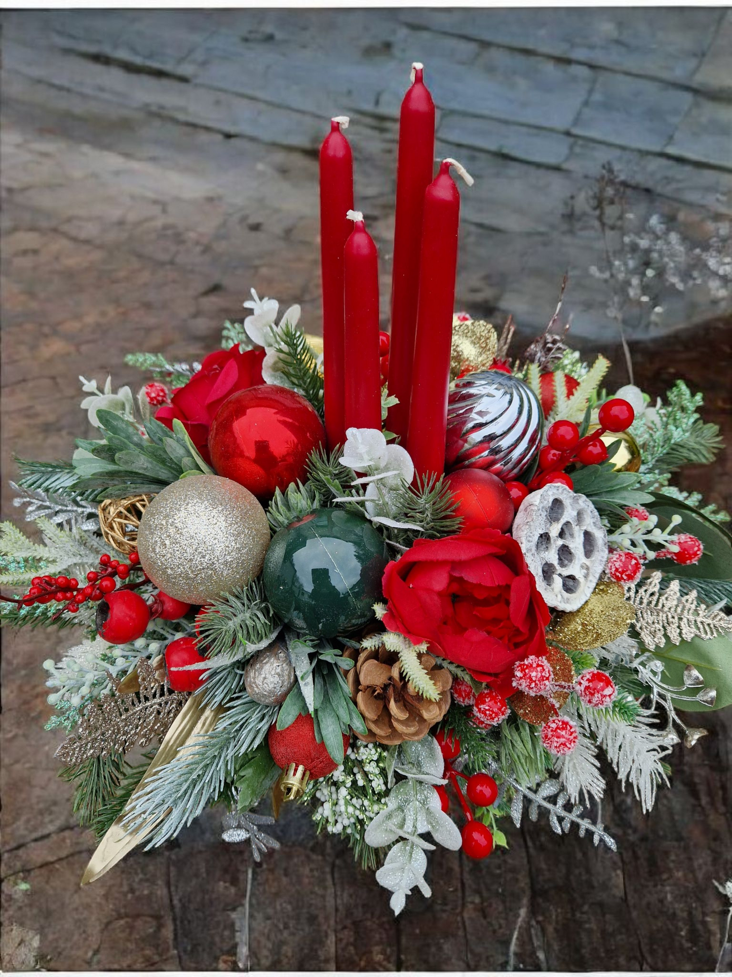 Christmas floral arrangement