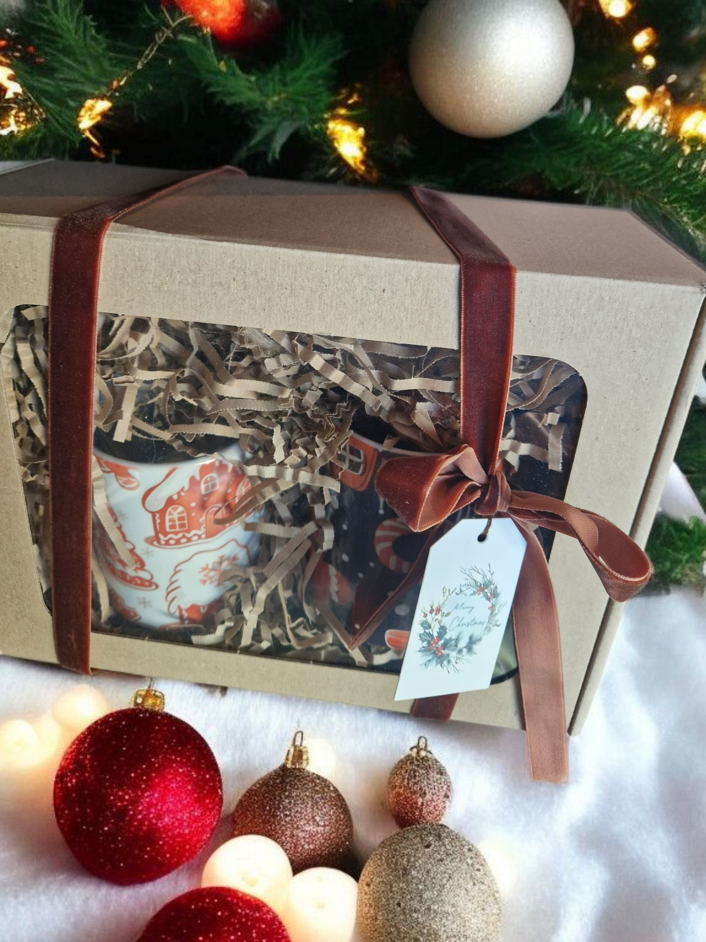 Gingerbread Christmas mugs gift box