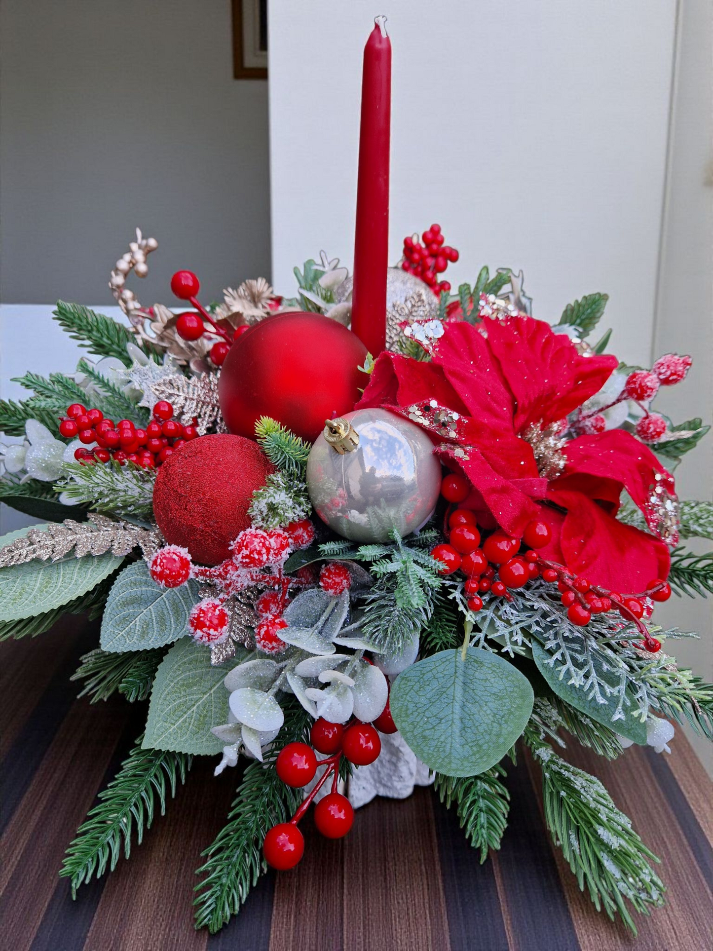 Christmas floral arrangement