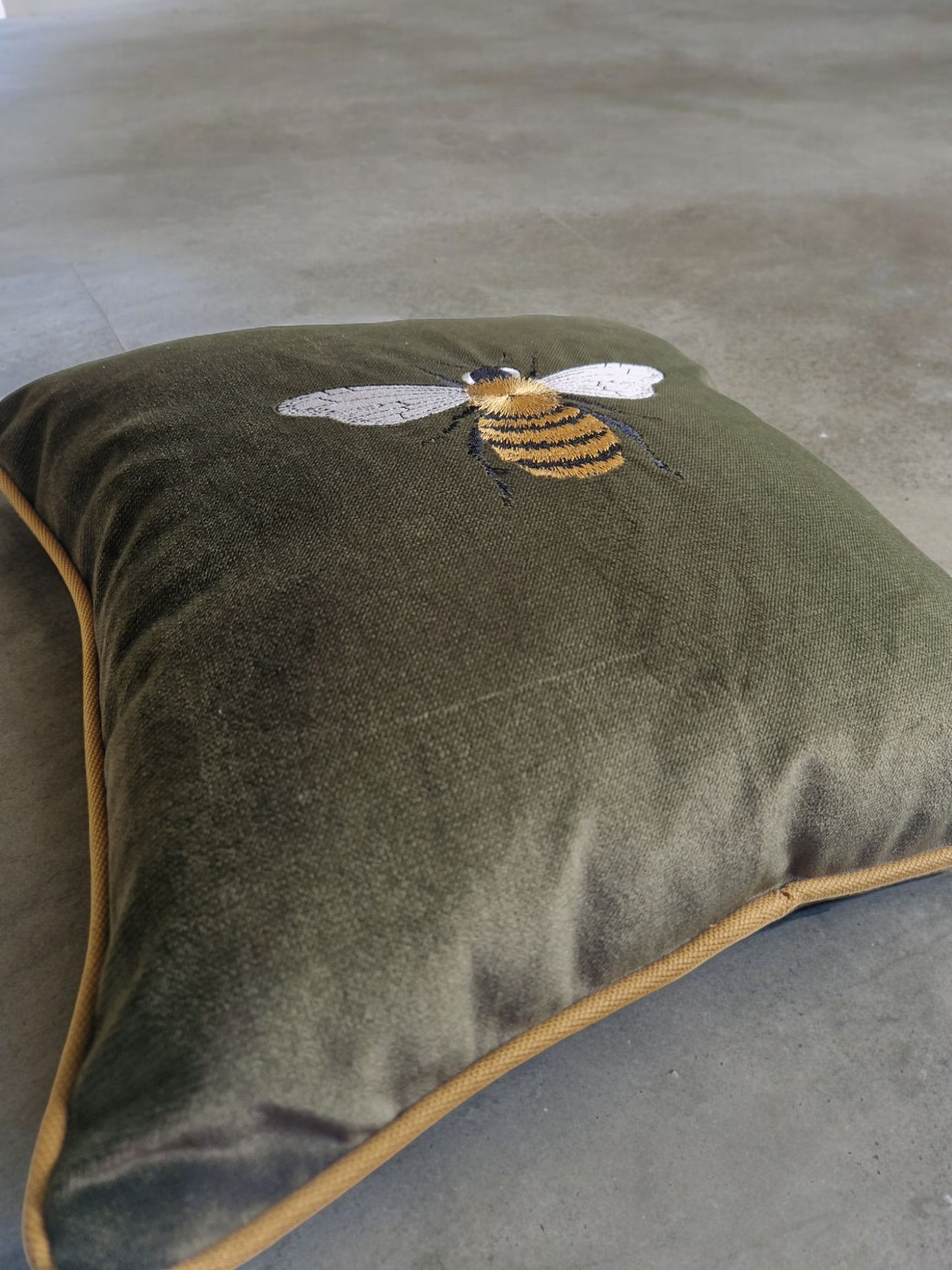 Embroidery "Bee" velvet cushion