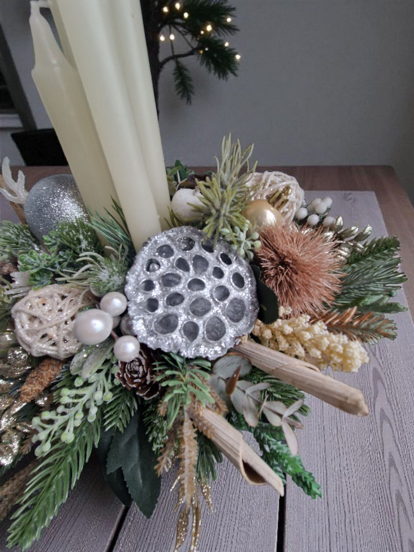 Christmas floral arrangement