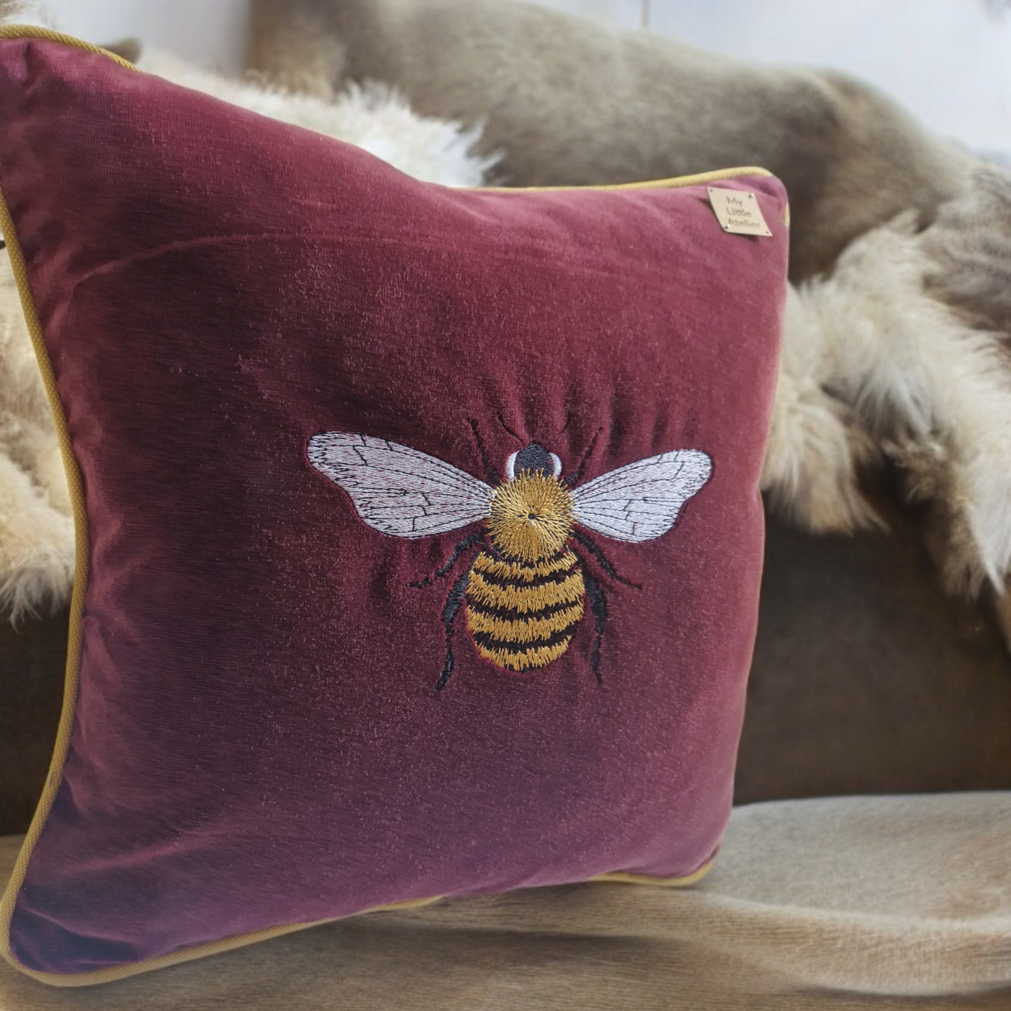 Embroidery "Bee" velvet cushion