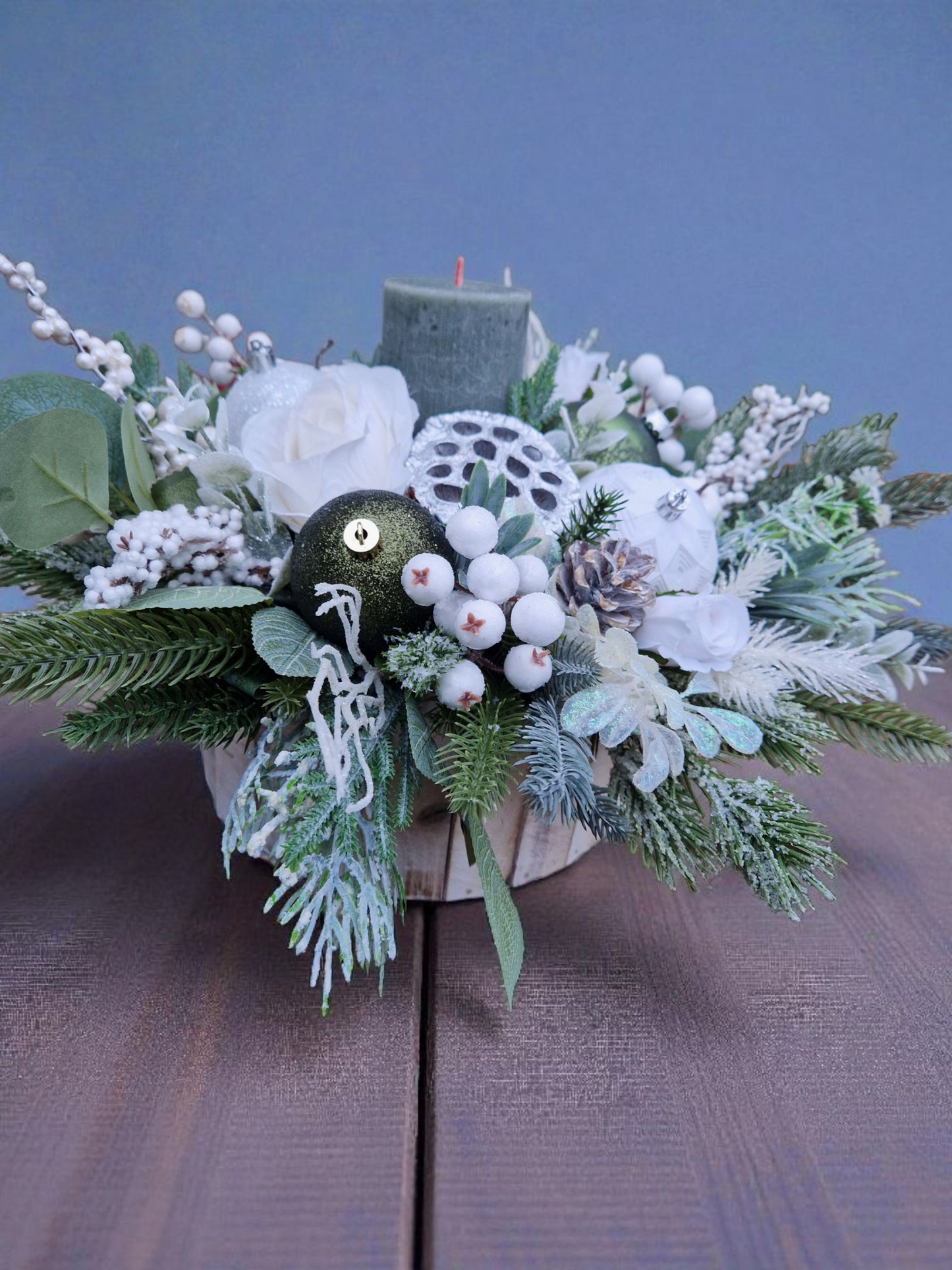 Christmas floral arrangement