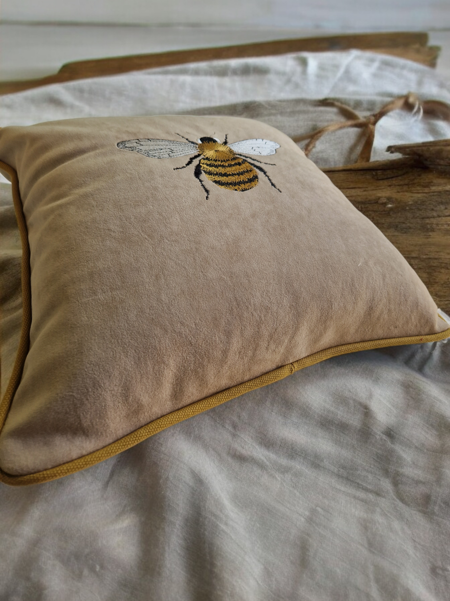 Embroidery "Bee" velvet cushion